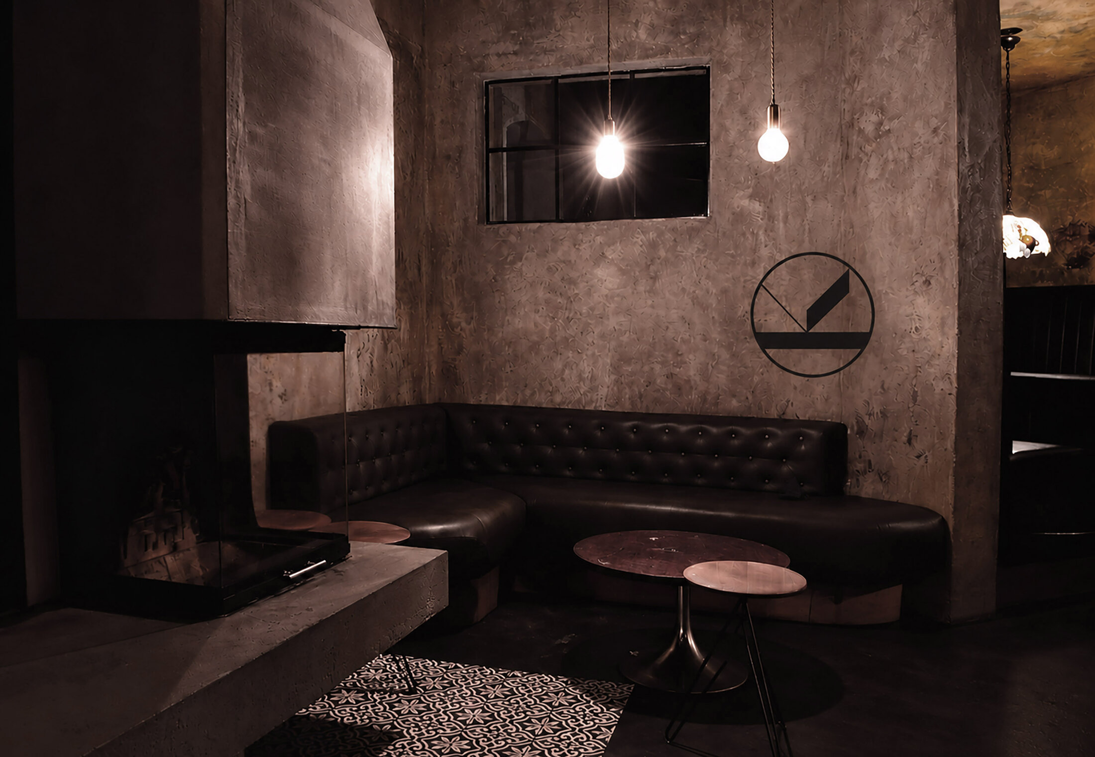 kante-bar-berlin-beschriftung-kzeichen-amen-gestaltung